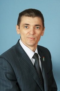 Погребняк Виталий Владимирович Директор МБОУ "Гимназия"