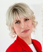 Кондакова Екатерина Анатольевна Директор МБОУ "СОШ с УИОП №74 г. Кирова"